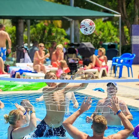 Club Mac Alcudia 3* بورت ذالكوذيا